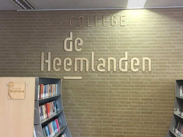 Signing vide van college De Heemlanden
